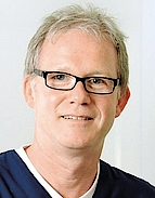 Dr. Ulf-Peter Krausch ist Mitinhaber einer zahnärztlichen ...